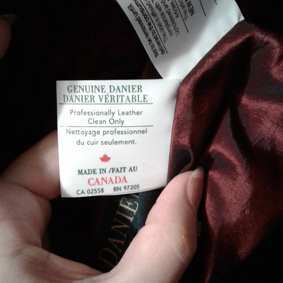 Burgundy trend! Vtg Danier quilted genuine suede reversible coat - Picture 12 of 15